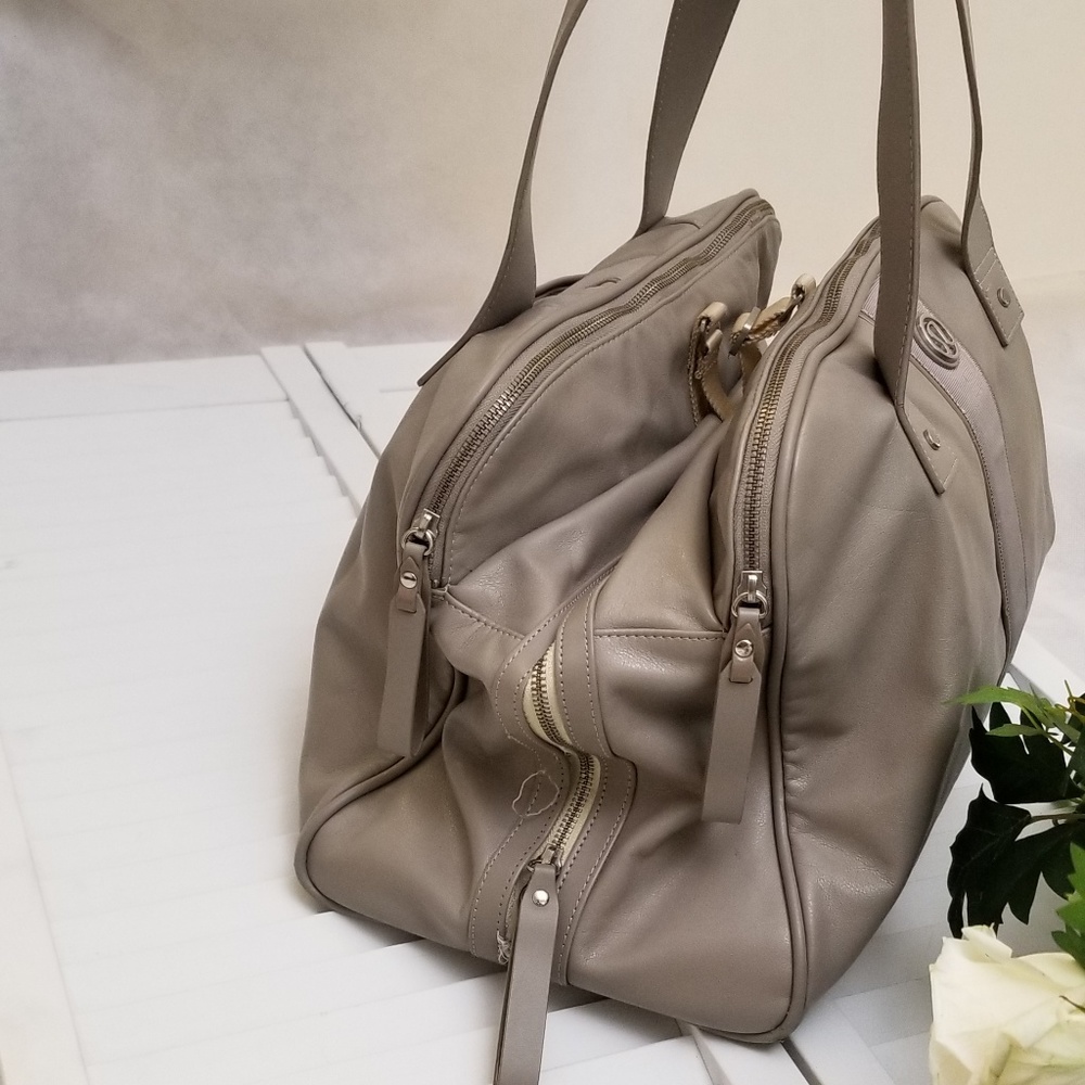 Lululemon Gray Leather carry on tote - Picture 3 of 8